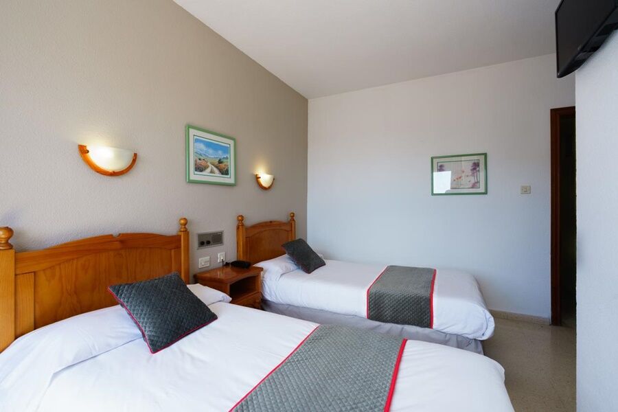 Oyo Hotel Costa Andaluza Motril Luaran gambar